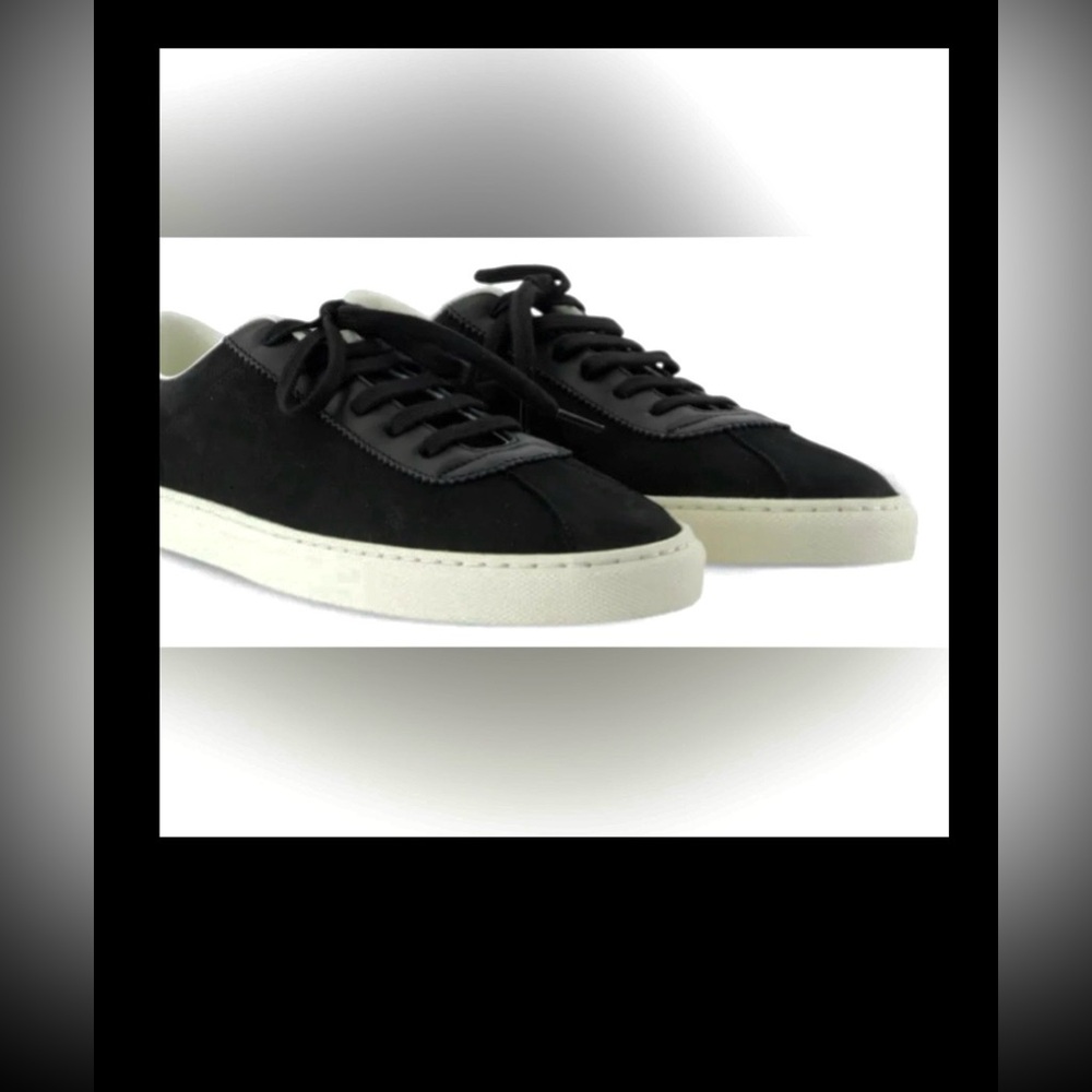 Woman by Common Projects Sneakers Leather Calf Hair Finish Low Top Black size 6
